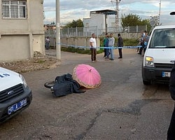 Kara Çarşaflı, Pembe Şemsiyeli Kişi 2 Kişiyi Vurdu