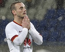 Sneijder'in Menajerinden Çarpıcı Sözler