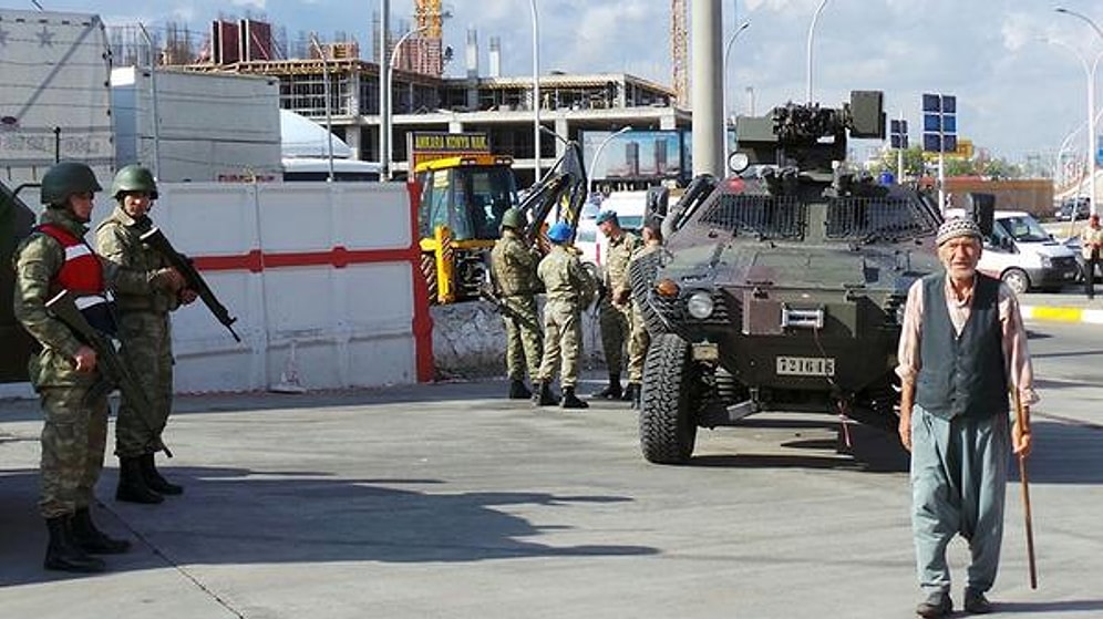 Diyarbakır'da Asker Sokağa İndi!