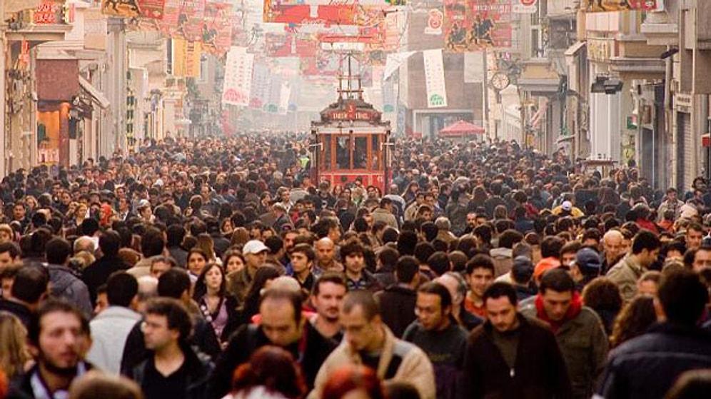 Dünyaca Ünlü Anket Merkezi Pew: 'Türkler Kendilerinden Başka Kimseyi Sevmiyor'