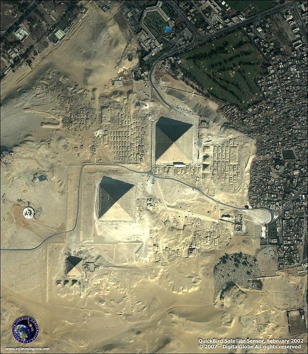 9. Giza (Mısır)