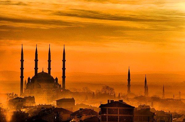 Mimar Sinan'ın ustalık eseri; Selimiye Camii...