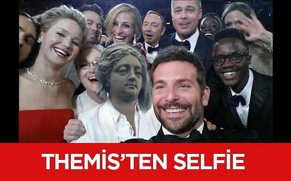 9. Themis'siz düğün de olmaz Selfie'de.