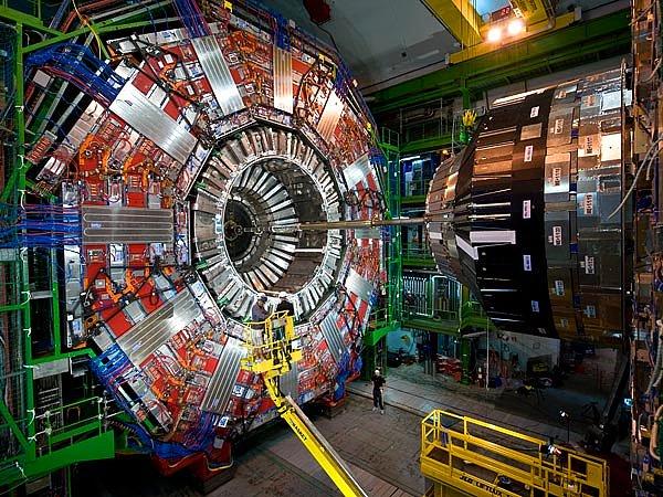 7. CERN'deki Büyük Hadron Çarpıştırıcısı'nın %10'unun maliyetini karşılayabilirdik.