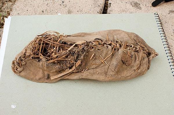 5. En eski ayakkabı (5.500 yıl)