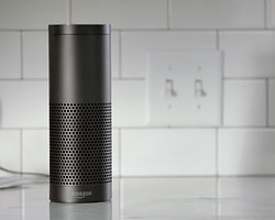 Amazon'un Yeni Ürünü Akıllı Bir Hoparlör: Amazon Echo