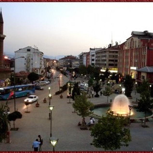 11. Mecburiyet Caddesi Turları.