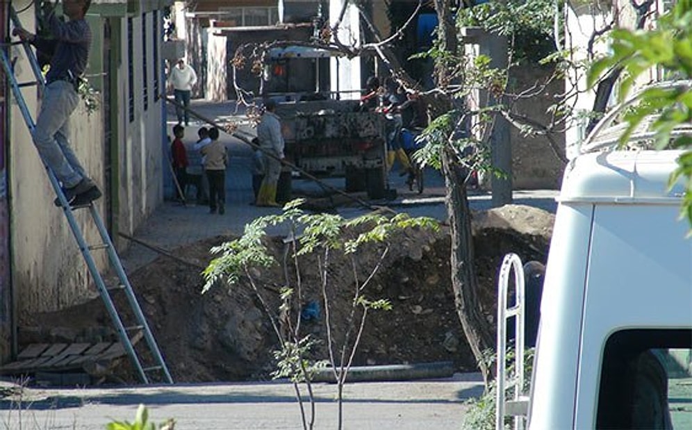 Cizre'de Özerklikten Sonra Hendekler Kazıldı