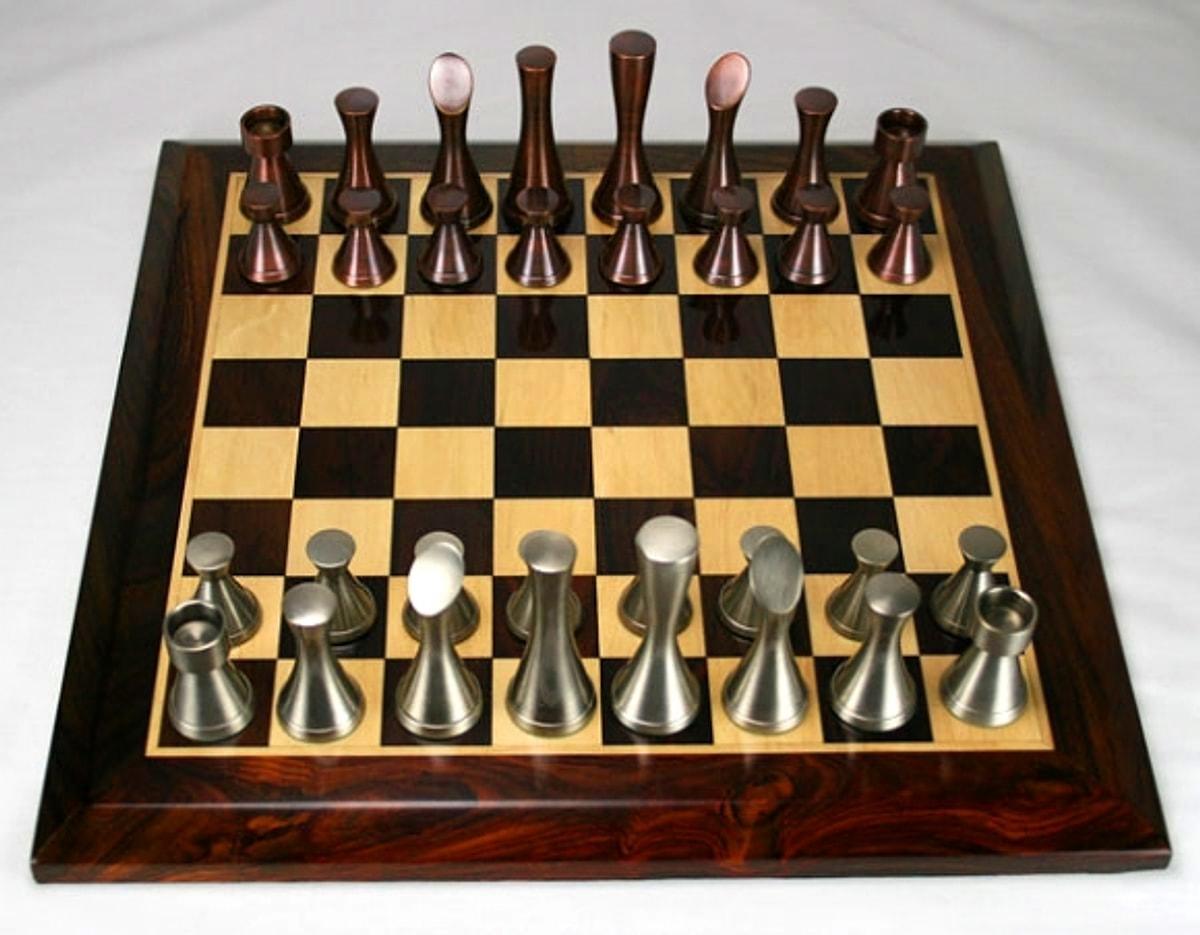 Варианты шахматной доски. Шахматы. Оригинальные шахматные фигуры. Необычные шахматы. Самые необычные шахматные доски.