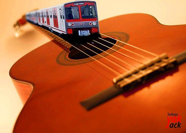 Gitarımın tellerinde tramvay