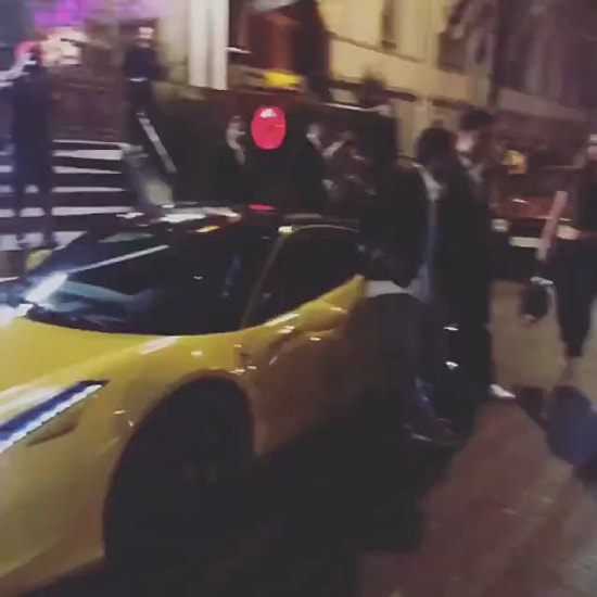 Kızlar Arabayla Bir Tur Atalım mı? | Sosyal Deney İçerir