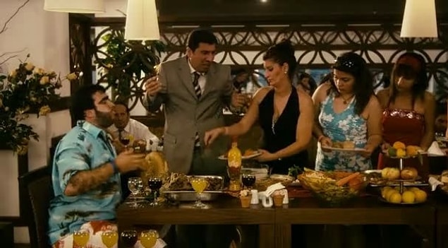 3) Yaşasın yemek yemek!!