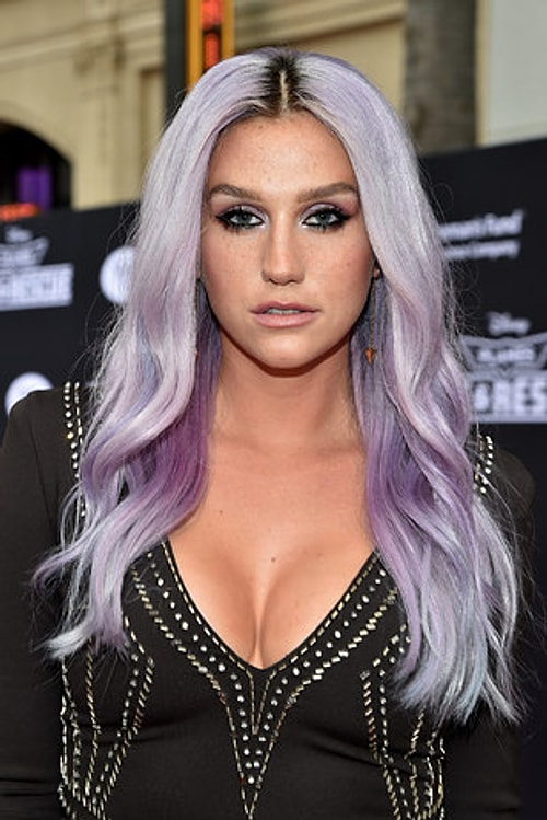 Kesha'nınki gerçekten 'oha' bir dönüşüm ama bunu herkesin yapabileceğini de biliyoruz!