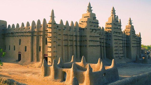 38. Büyük Dejenne Cami- Mali