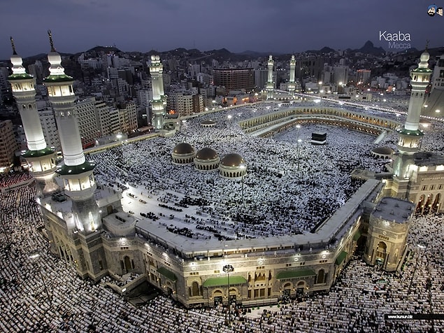 1. Mescidi Haram - KABE -Suudi Arabistan