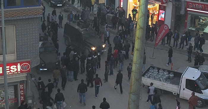 Hakkari'de Gözaltı Gerginliği