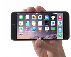 Apple'dan Türkçe iPhone TV Reklamları ve Dev Reklam Panoları