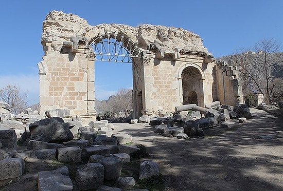 Anavarza Binlerce Yıllık Uykusundan Uyanıyor