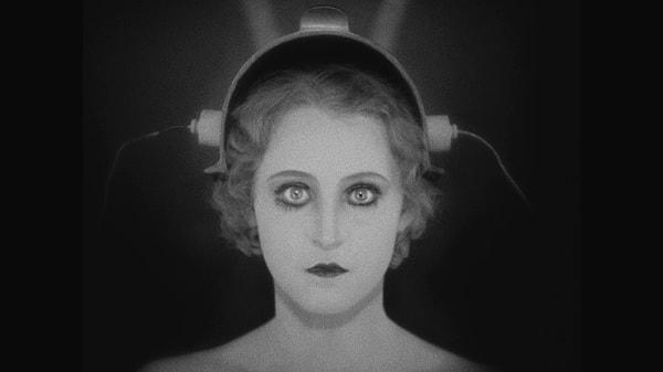 12. Metropolis (1927)  | IMDb 8.3