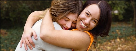 Dünyanın İlk 'Kucaklama Merkezi' Açıldı