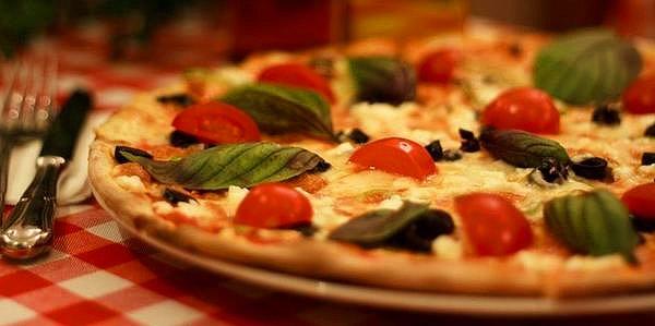 9. Pizza - Pizano Pizzeria (Ortaköy)