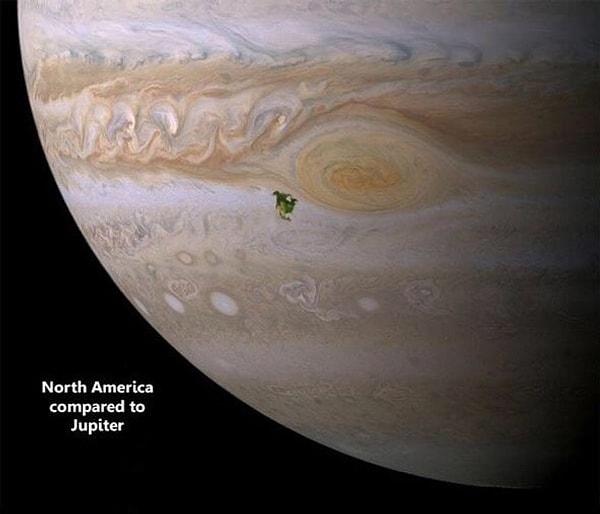 5. Gezegenlerden konuşalım mı biraz? Şu leke gibi görünen yeşilimsi nokta Jupiter üzerinde Kuzey Amerika.