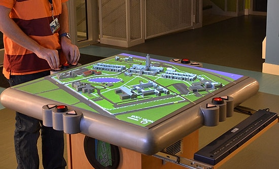 3 Boyutlu ve Konuşan Haritalar