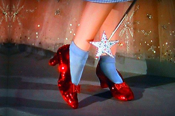41. Oz Büyücüsü'nden "Ruby'nin Kırmızı Ayakkabıları"