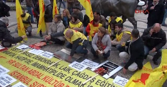 Alevilerden Kadıköy'de Oturma Eylemi