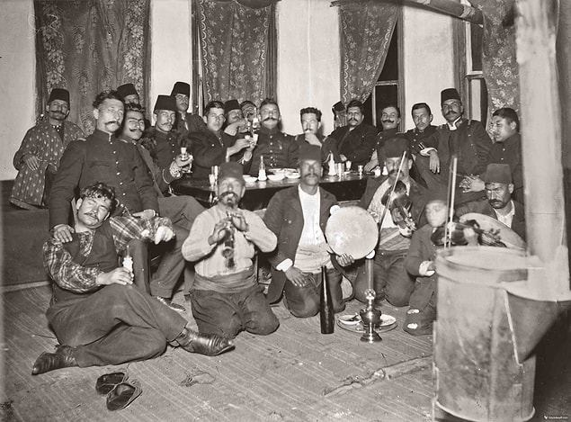 7. İlk Rakı Fabrikası II. Abdülhamid döneminde açıldı.