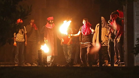 Polis Molotof Atana Silah Kullanacak