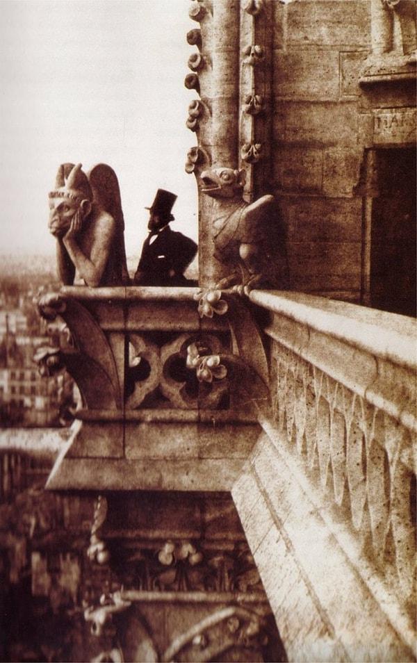 38. Henri Le Secq Notre Dame Katedrali tepesindeyken. Paris, Fransa, 1853.