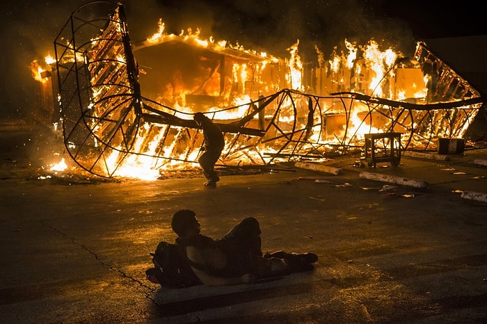 45 Fotoğraf ile Ferguson'da İkinci Michael Brown İsyanı