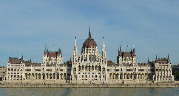 2 ) Macaristan - Budapeşte / Országház