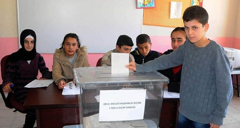 Ortaokul Öğrencisi Okul Temsilciliğini Mescit Vaadiyle Kazandı