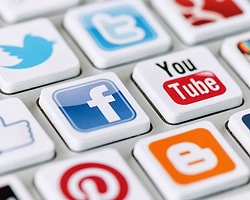 Facebook Rakiplerinin Gerisinde Kalıyor