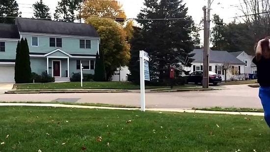 10 Yaşındaki Çocuktan Çim Üzerinde Üçlü Salto