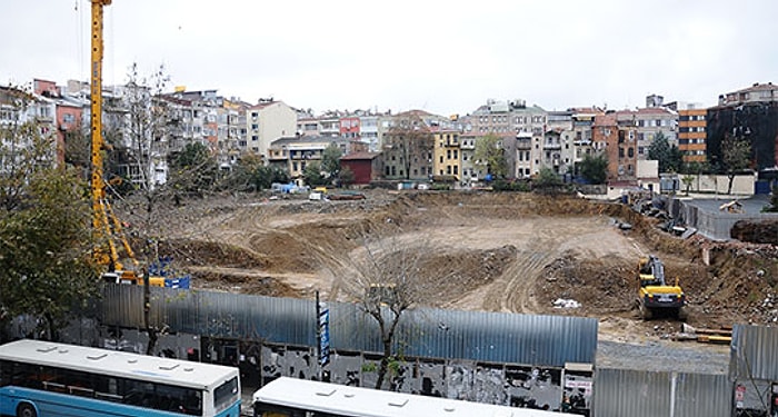 Otel İnşaatında Ortaya Çıkan Tarihi Sarnıcı Gömmek İstediler...