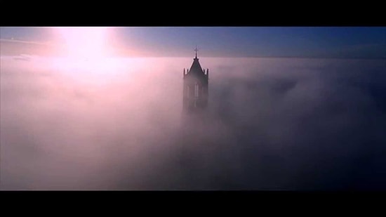 Sisler İçindeki Utrecht Dom Kulesi'ne Drone ile Bakmak