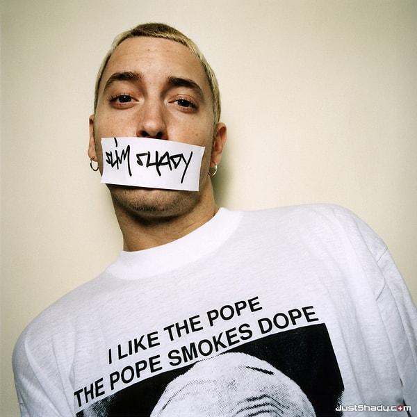 19. Gelelim Eminem’in ikinci kişiliği Slim Shady’e...