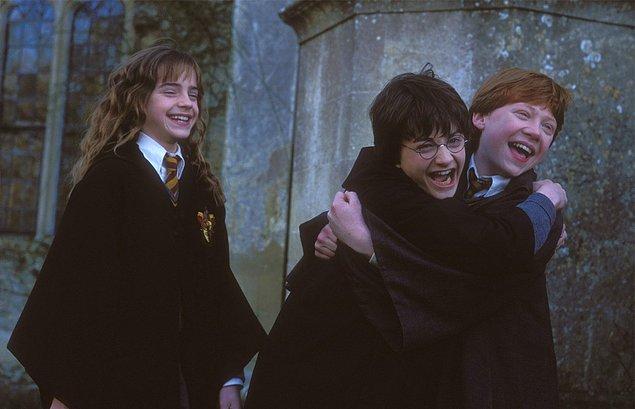 32. Harry Potter serisi (2001) | IMDb: 7.4