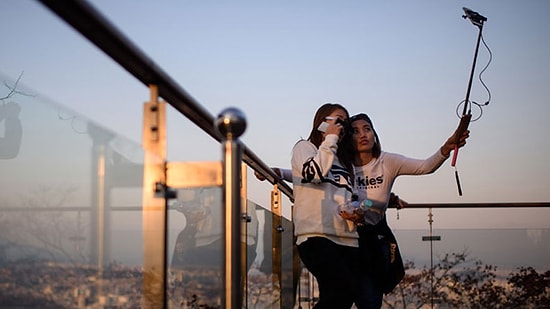 Güney Kore'de Tescilsiz Selfie Çubuklarına 3 Yıl Hapis Cezası
