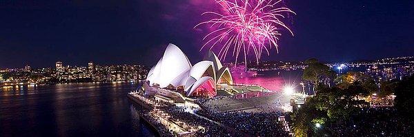 7. Bu sene de yeni yıla ilk Sydney mi gircek örtmenim?