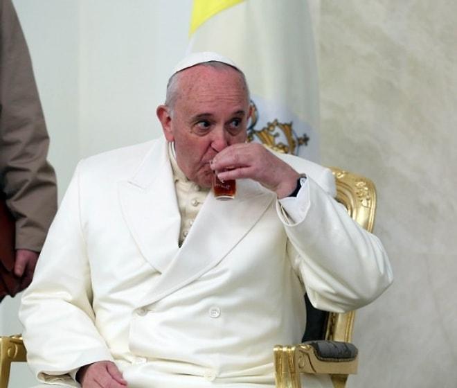 Papa'nın Türkiye Ziyareti Üzerine Atılmış 18 Dikkat Çekici Tweet