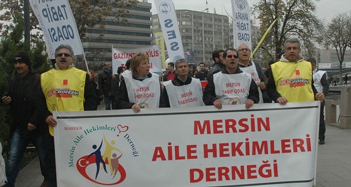 Aile Hekimleri Sağlık Bakanlığı'na Yürüdü: 'Bu Koşullarda İyi Hizmet Veremeyiz'