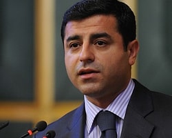 "İnsanlarımız Tezekle Isınıyor, Beyefendi Kendine Saray Yaptırıyor"