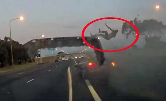 Emniyet Kemeri Takmanın Ne Kadar Önemli Olduğunu Gösteren Kaza