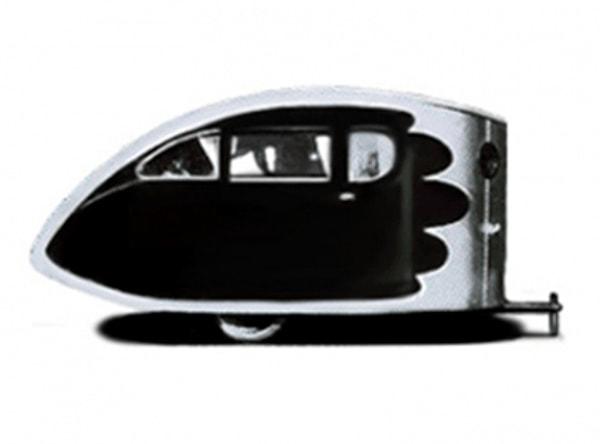 17. Görünüşünden dolayı “Gümüş mermi” adı verilen Airstream’in ilk üretimleri ne gümüş renkliydi, ne de mermiye benziyordu.