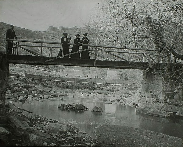 Yeşildere arkada Kadifekale, 1800'ler.