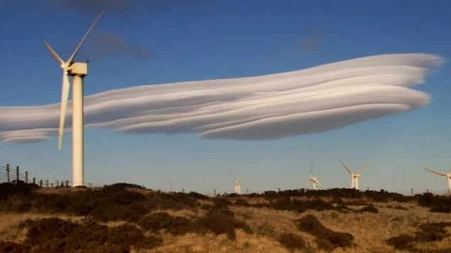 Lentiküler Bulutlar (Big Canyon Clouds)